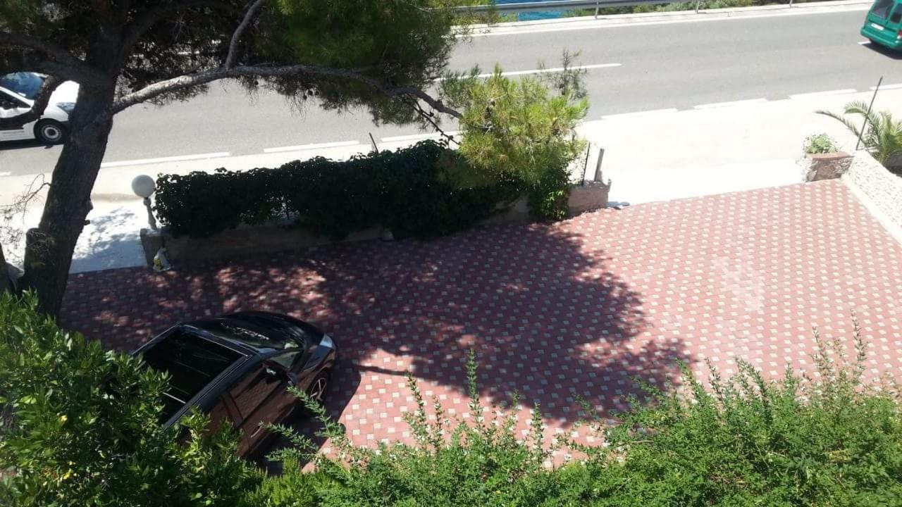 Apartmani Milisa L Примоштен Экстерьер фото