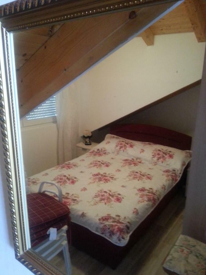 Apartmani Milisa L Примоштен Экстерьер фото